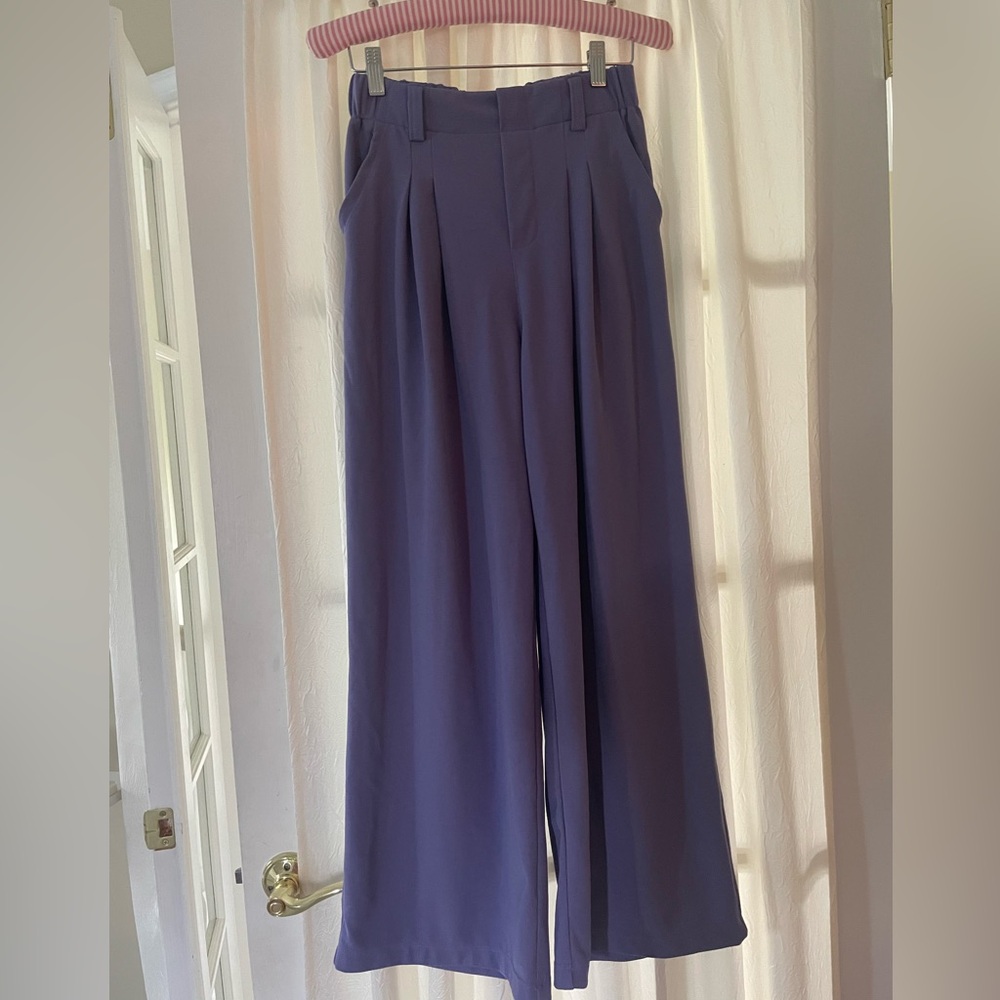 Halara xs/petite lilac wide legged pants